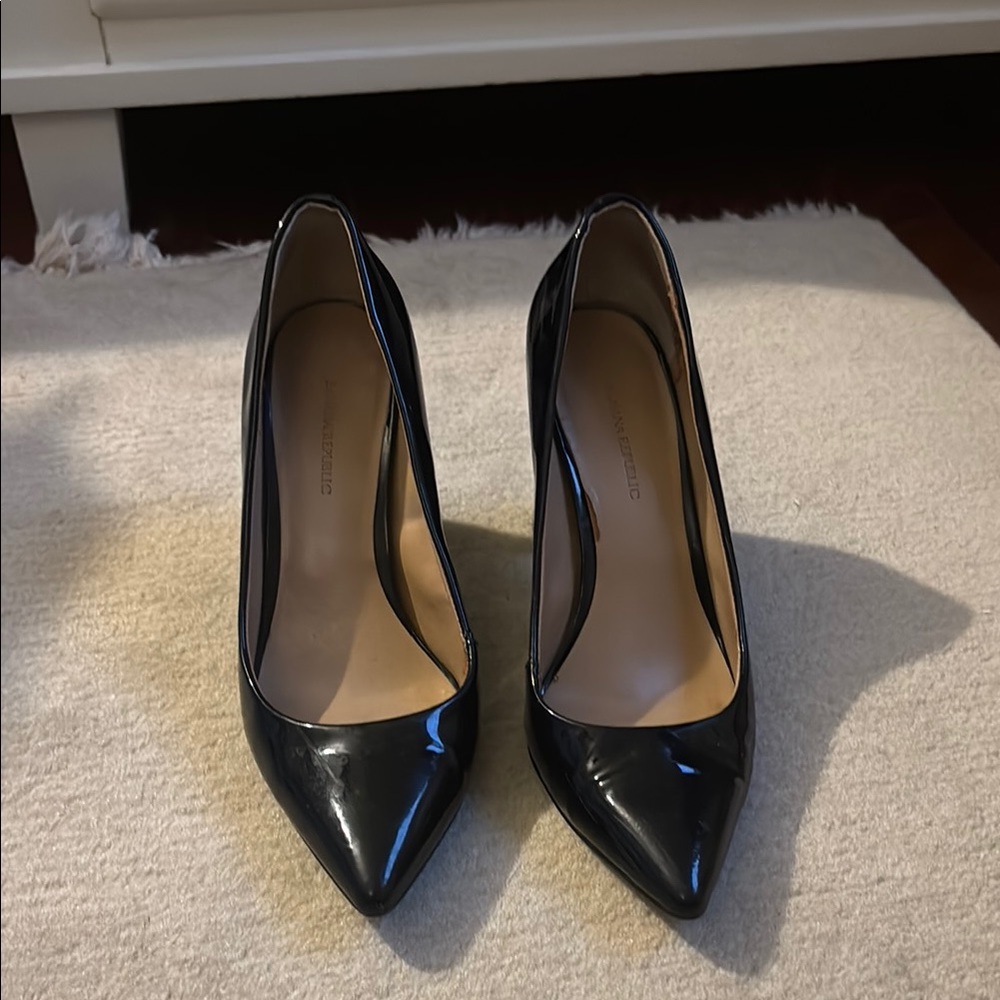 Banana Republic Black Patent Pointed-Toe Heels